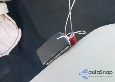 2025 Volvo Xc60 Plug-In Hybrid T8 Plus from USA, damaged, VIN YV4H60RC6S1149019